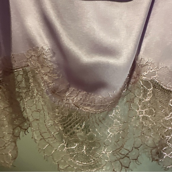 Brand New With Tags Anais Jourden Silk Lavender Lace Trim Cami Top. - Picture 3 of 6